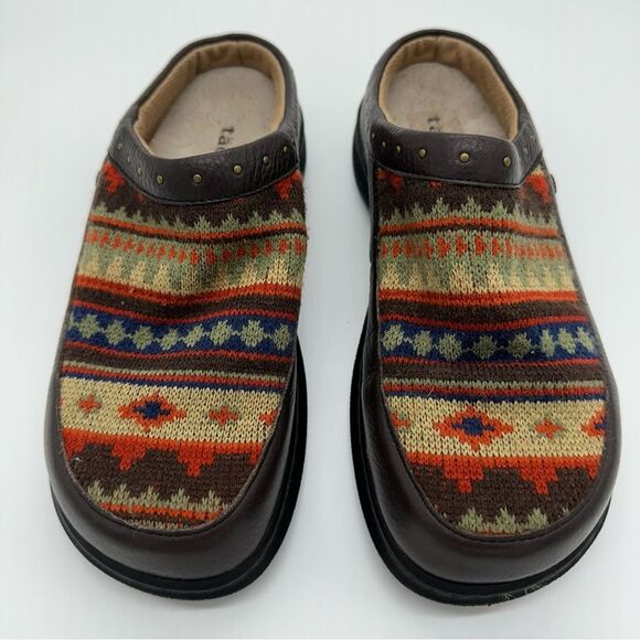 Taos Sweater Knit Slip On Clogs Shoes Women’s 7 Southwestern Print - Picture 2 of 9